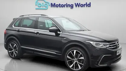 Used VW Tiguan R-line 245 HP (180 kW) 2023 Black SUV