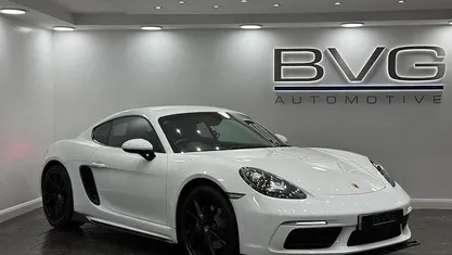 Used Porsche 718 Cayman 300 HP (220 kW) 2025 Coupe