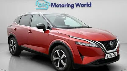 Used Nissan Qashqai N-Connecta 140 HP (102 kW) 2023 Red SUV