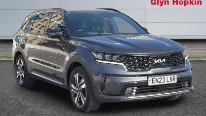 Used Kia Sorento 230 HP (169 kW) 2023 Grey SUV