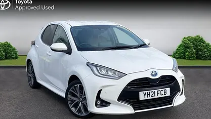 Used Toyota Yaris Hybrid 116 HP (85 kW) 2024 Hatchback