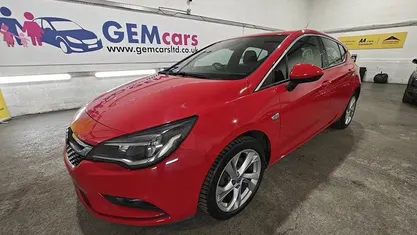 Red Used 2016 Vauxhall Astra SRi Hatchback | £4,695 (Fair price)