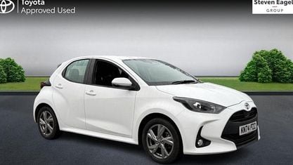 Usado Toyota Yaris Hybrid 116 HP (85 kW) 2026 Citadino
