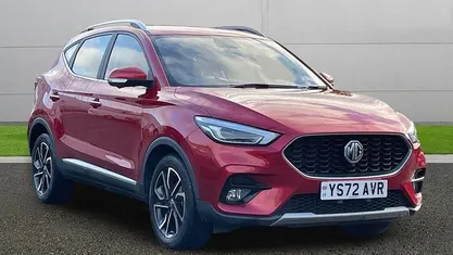 Used MG ZS Exclusive 111 HP (81 kW) 2024 Hatchback