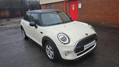 Used Mini Cooper Hatch 136 HP (100 kW) 2018 White Hatchback