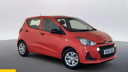 Used Hyundai i10 67 HP (49 kW) 2018 Red Hatchback