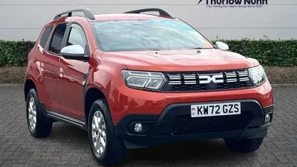 Used Dacia Duster Expression 150 HP (110 kW) 2023 Orange SUV