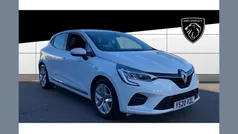 Used 2020 Renault Clio V Play Hatchback | £9,932 (Good price)