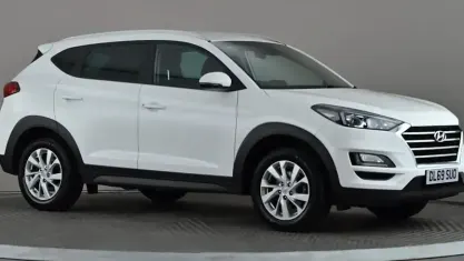 Used Hyundai Tucson SE 132 HP (97 kW) 2020 White SUV