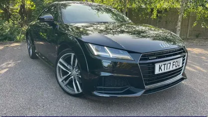 Usado Audi TT S-Line 230 CV (169 kW) 2017 Negro Coupe