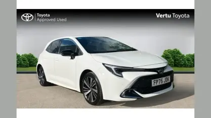 Used Toyota Corolla Design 140 HP (102 kW) 2025 White Hatchback