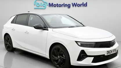 Second-hand Vauxhall Astra 131 CP (96 kW) 2026 Hatchback