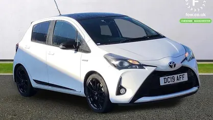Used Toyota Yaris Hybrid Sport 101 HP (74 kW) 2019 Hatchback