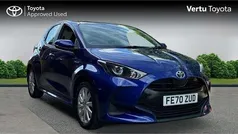 Blue Used 2020 Toyota Yaris Hybrid Hatchback | £13,289 (Fair price)