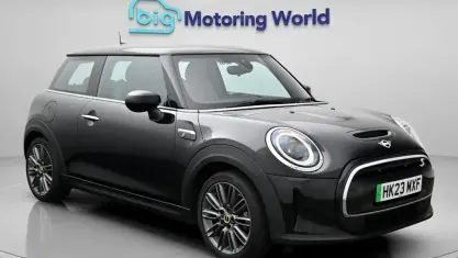 Used Mini Cooper Level 2 135 kW (184 HP) 2023 Black Hatchback
