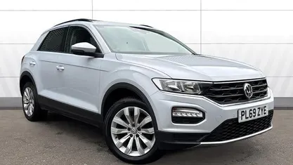 Used VW T-Roc SE 150 HP (110 kW) 2021 SUV