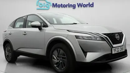 Used Nissan Qashqai Acenta Premium 158 HP (116 kW) 2022 Silver SUV