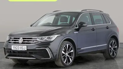 Używany VW Tiguan R-line 150 KM (110 kW) 2023 Czarny SUV