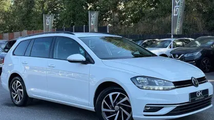 Used VW Golf VII Match 116 HP (85 kW) 2019 White Estate