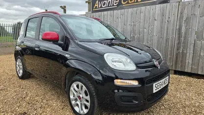 Begagnad Fiat Panda Easy 69 HK (50 kW) 2020 Halvkombi