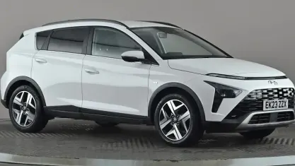 Used Hyundai Bayon Premium 101 HP (74 kW) 2023 White SUV