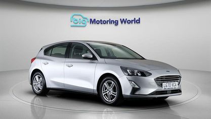 Second-hand Ford Focus Zetec 101 CP (74 kW) 2020 Argintiu Hatchback