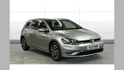 Begagnad VW Golf VII Match 150 HK (110 kW) 2019 Silver Halvkombi