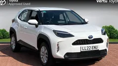 Used 2025 Toyota Yaris Hybrid Estate | £18,773 (Super price)
