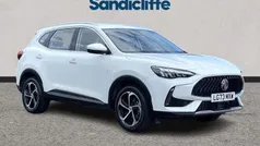Solid white pearl Used 2023 MG HS SE SUV | £17,113 (Fair price)