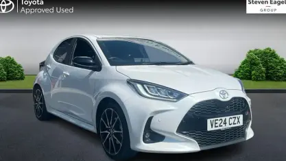 Used Toyota Yaris Sport 131 HP (96 kW) 2024 White Hatchback