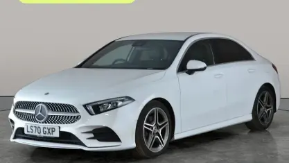 Begagnad Mercedes A180 AMG line 116 HK (85 kW) 2020 Vit Sedan