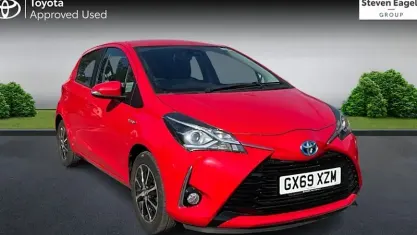 Used Toyota Yaris Hybrid 101 HP (74 kW) 2019 Red Hatchback