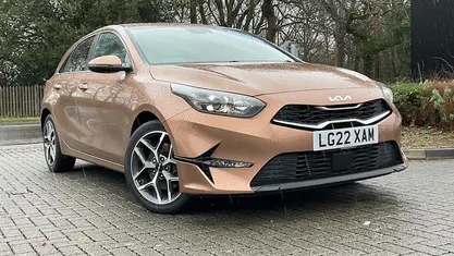 Used Kia Ceed 160 HP (117 kW) 2021 Hatchback