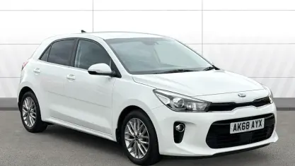 Begagnad Kia Rio 101 HK (74 kW) 2020 Halvkombi