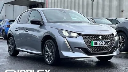 Used Peugeot e-208 Allure Premium 100 kW (136 HP) 2022 Hatchback