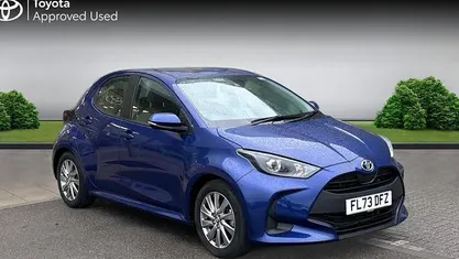 Used 2025 Toyota Yaris Hybrid Hatchback | £17,590 (Super price)