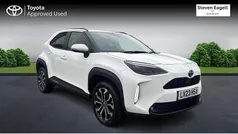 Used 2025 Toyota Yaris Hybrid Design Estate | £17,748 (Good price)