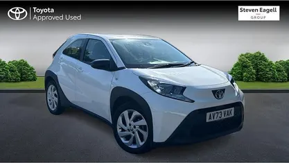Used Toyota Aygo X PURE 72 HP (52 kW) 2025 SUV