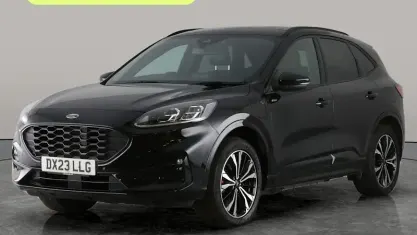 Usado Ford Kuga ST-Line X 224 CV (164 kW) 2023 Negro SUV