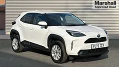 White Used 2022 Toyota Yaris Cross SUV | £19,275 (Super price)