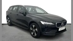Used 2020 Volvo V60 CC Plus Estate | £25,000 (Fair price)