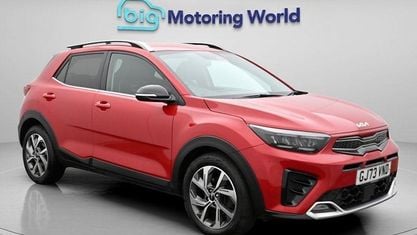 Begagnad Kia Stonic GT-Line 120 HK (88 kW) 2023 Röd SUV