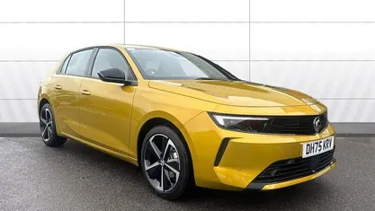 Used Vauxhall Astra 131 HP (96 kW) 2025 Hatchback