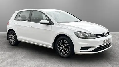 Used VW Golf VII SE 110 HP (80 kW) 2018 Hatchback