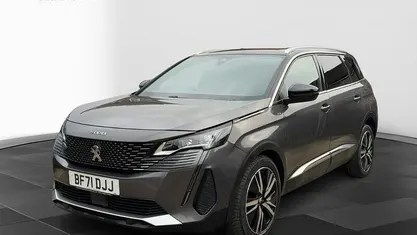 Used Peugeot 5008 Premium 131 HP (96 kW) 2021 SUV