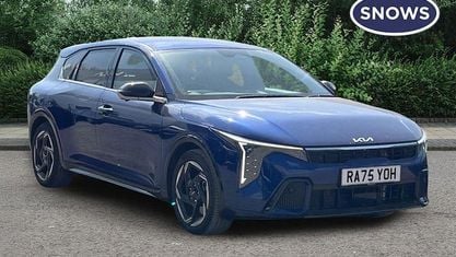Used Kia K4 GT-Line 150 HP (110 kW) 2026 Blue Hatchback