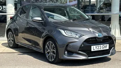 Used Toyota Yaris 116 HP (85 kW) 2023 Grey Hatchback