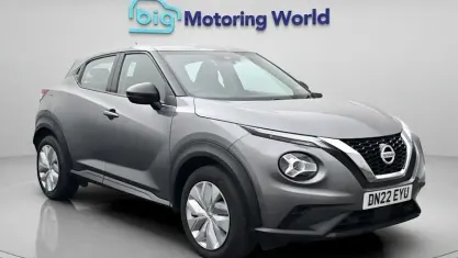 Used Nissan Juke Acenta 114 HP (83 kW) 2022 Grey SUV