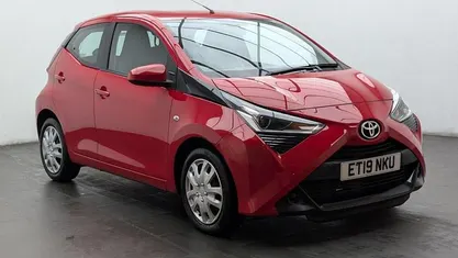 Used 2019 Toyota Aygo X-play Hatchback | £10,250 (Fair price)