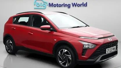 Used Hyundai Bayon SE 101 HP (74 kW) 2023 Red SUV
